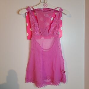 VTG Victoria's Secret Sheer Lace Mesh Babydoll & Silk Panty Set Size XS Pink